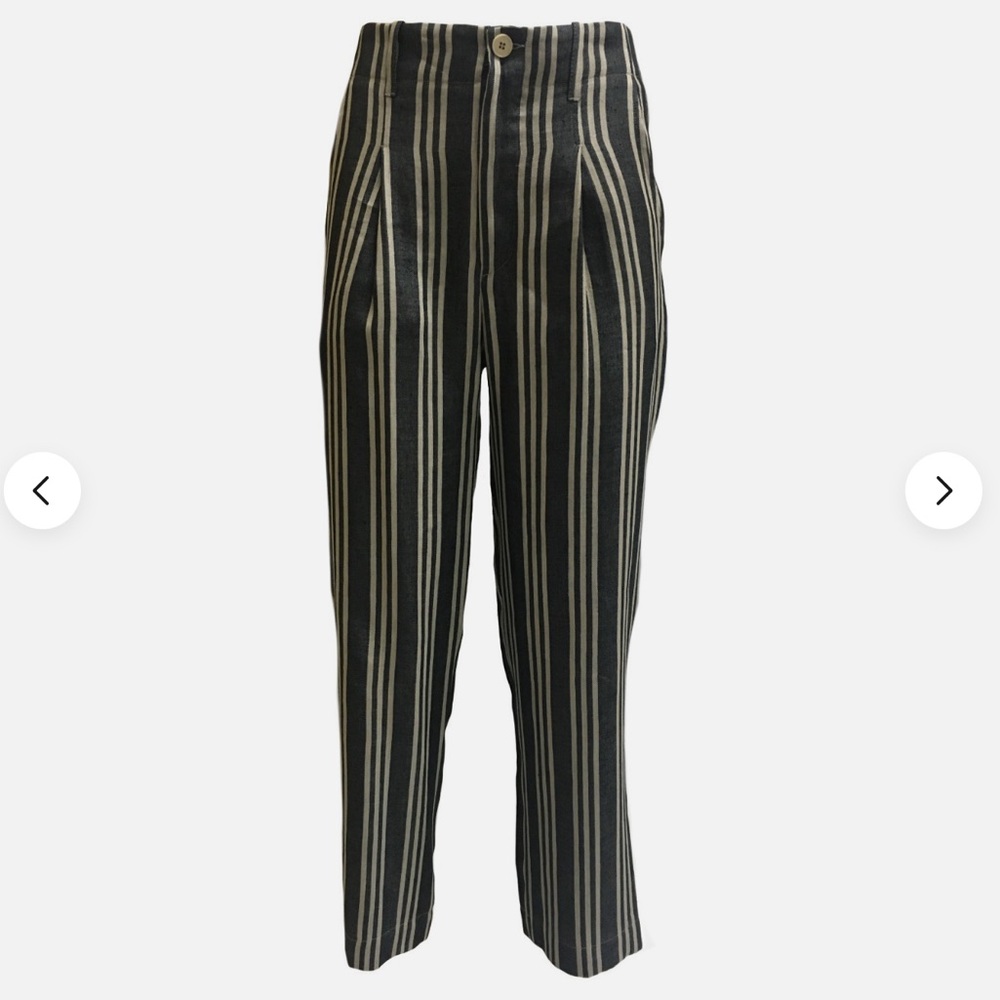 Attic and Barn Elegant Striped Women's Trousers
